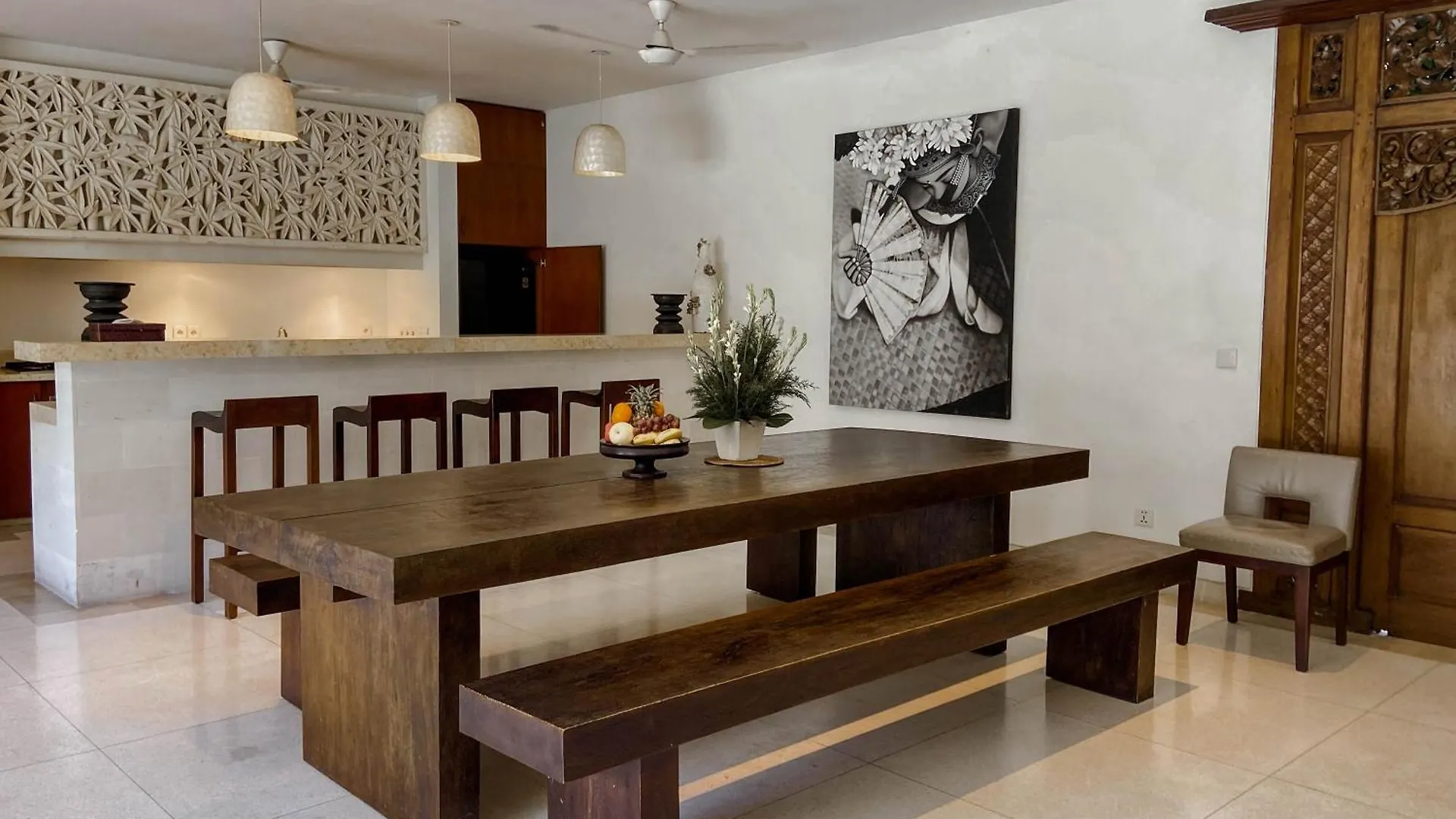 Villa Chocolat Seminyak 6 Bedroom